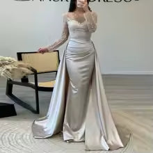 Women's Luxurious Sequins Long Sleeve Evening Gown